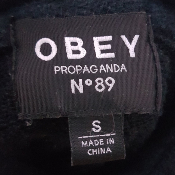 Obey propaganda spider and rose hoodie - Picture 3 of 4